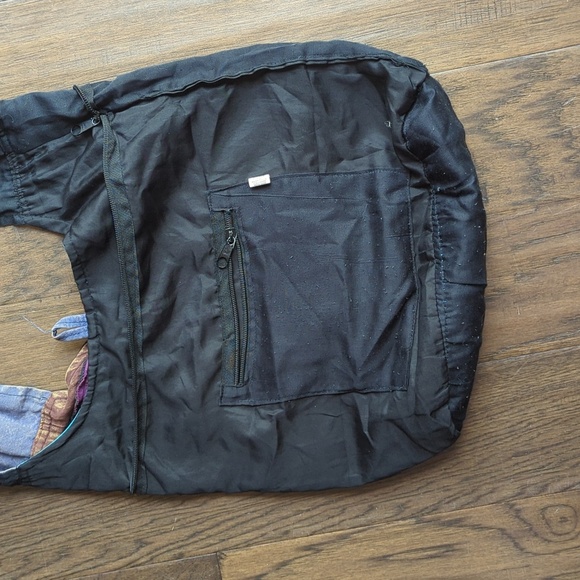 Made In Nepal Shoulder Purse - Picture 4 of 7